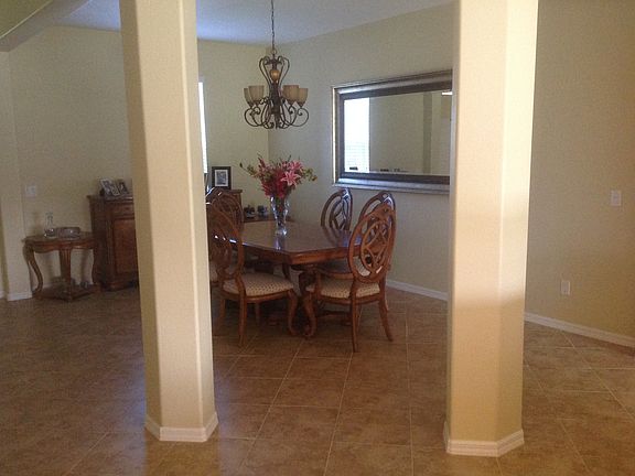 4th image of 321 SW 25th Ave
