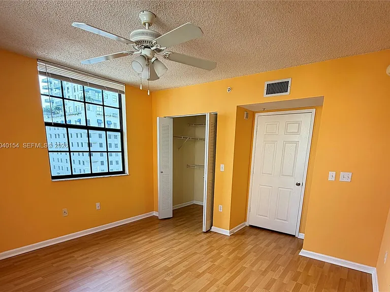 1919 Van Buren St #620A — Photo 21