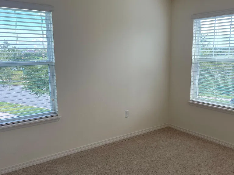 8096 Bluejack Oak Dr — Photo 13