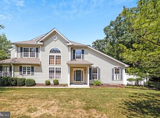 8 Tudor Way, Princeton Junction, NJ 08550