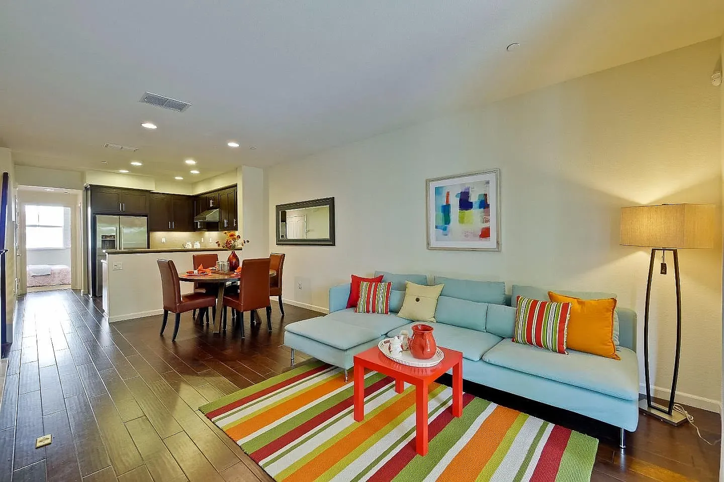3 bed, 1522 sqft, $4,200 — Photo 3