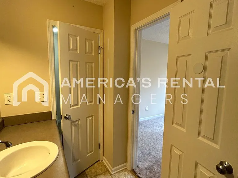 5136 Falling Creek Ln — Photo 27