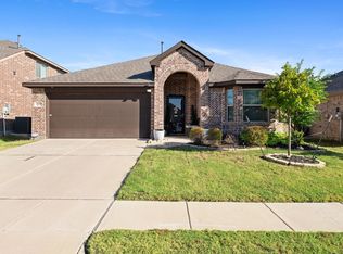 1137 Kingbird Ln, Alvarado, TX 76009