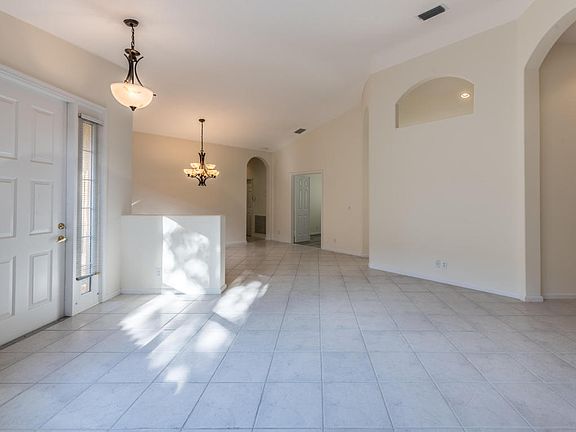 4th image of 7153 Cataluna Cir