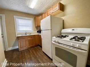 818 Crawford Ave, Duquesne, PA 15110