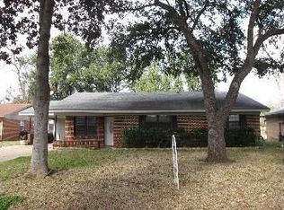 2415 Douglas Dr, Bossier City, LA 71111