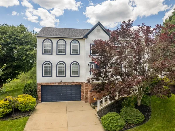 544 Grandshire Dr, Cranberry Township, PA 16066
