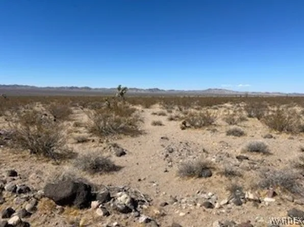 19056 & 19084 N Cowboy Rd, Willow Beach, AZ 86445