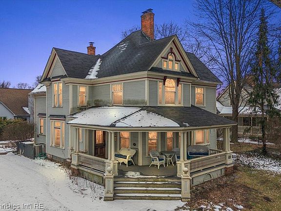 2nd image of 1119 Southfield Rd