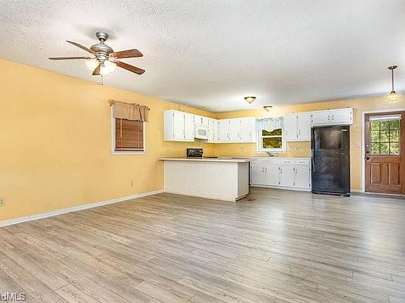 2nd image of 3444 Katrina Dr