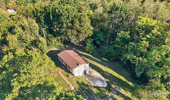 5th image of 2500 Sunnymeade Rd