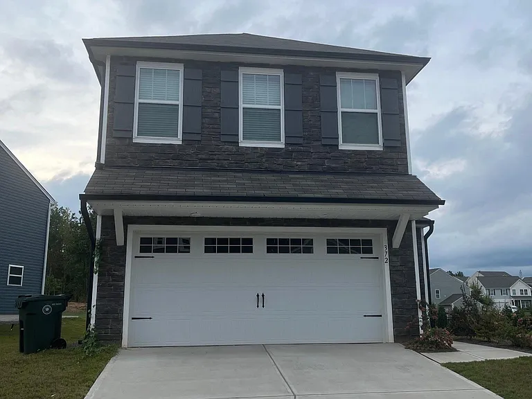 372 Brannon Meadows Dr — Photo 1