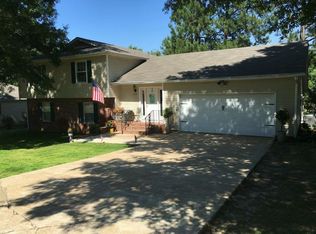 2208 Shoshoni Dr, Jonesboro, AR 72401