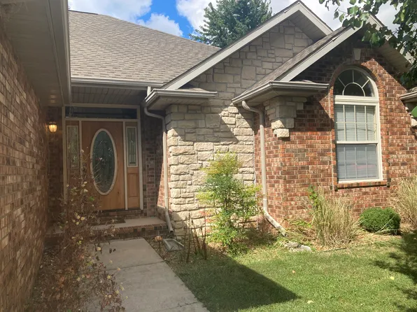 3191 W Melbourne St, Springfield, MO 65810