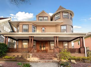 102 Lincoln Rd, Brooklyn, NY 11225