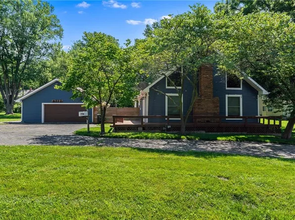 6727 Harvard Ave, Raytown, MO 64133