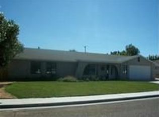 709 W Coral Ave, Ridgecrest, CA 93555