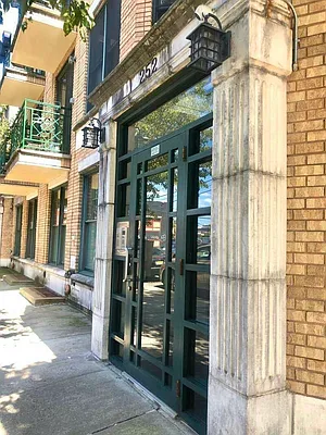 Rented by EXR | media 25