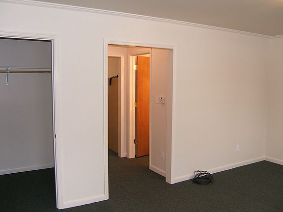 2nd image of 1214-1220 N A St