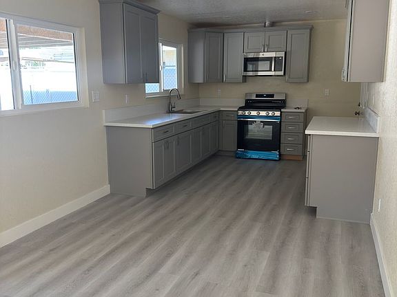 2nd image of 17424 Seville Ct