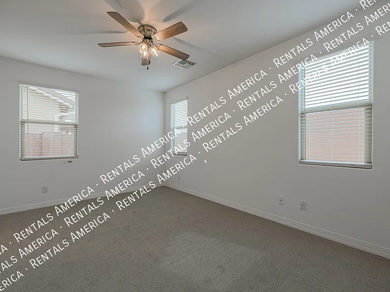 5938 N 90th Dr — Photo 14