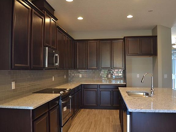 3rd image of 1722 Farmstead Ln #1