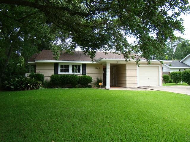 1st image of 2240 Briarcliff Dr
