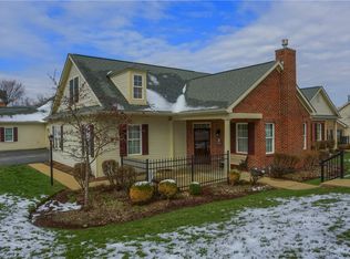 2164 Isleworth Ln, Cranberry Township, PA
