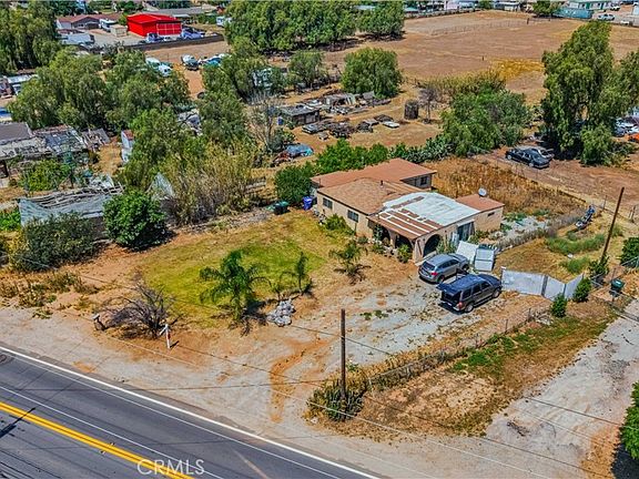 2nd image of 7081 Valley Way