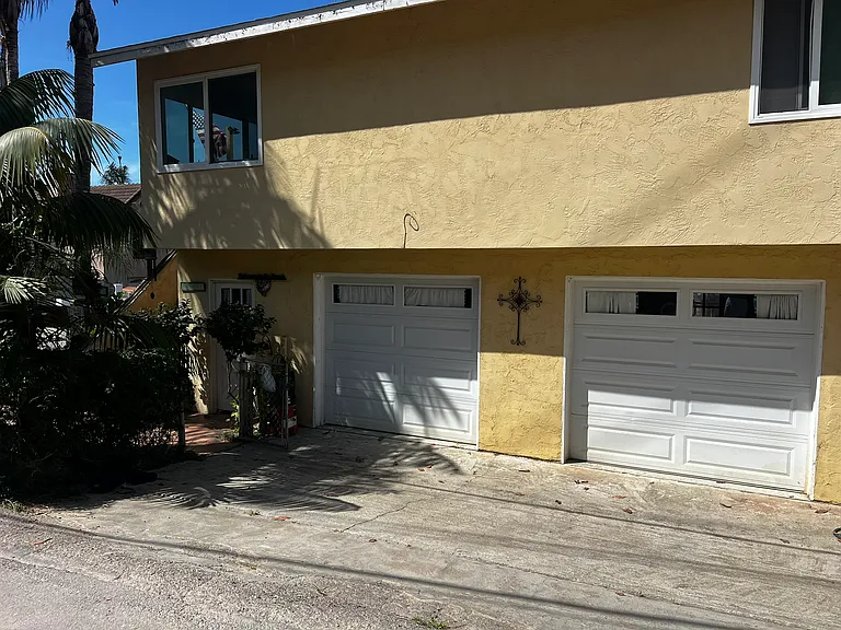6811 Ojai Ave #1 — Photo 13