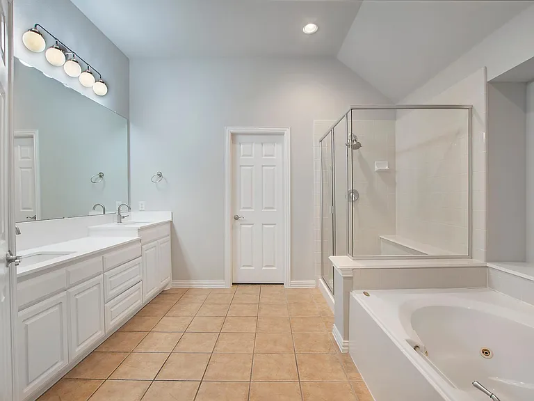 12416 Water Oak Dr — Photo 28