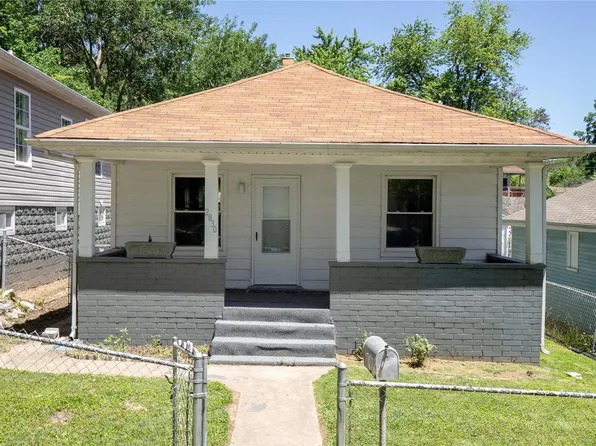 2830 Residence St, Alton, IL 62002