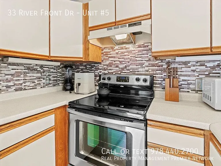 33 River Front Dr #5 — Photo 6