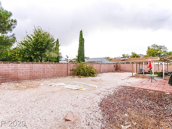 4th image of 1408 Esther Dr