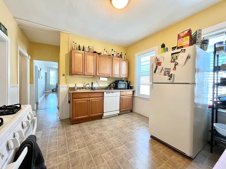 10 Athol St #3 — Photo 5