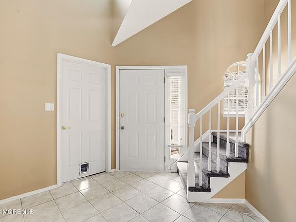 3rd image of 129 Golf View Boulevard #129