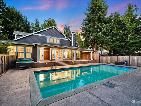 3rd image of 5119 Saddleback Drive NW
