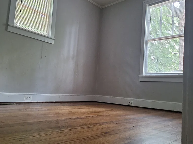 1450 Kingston Rd — Photo 18
