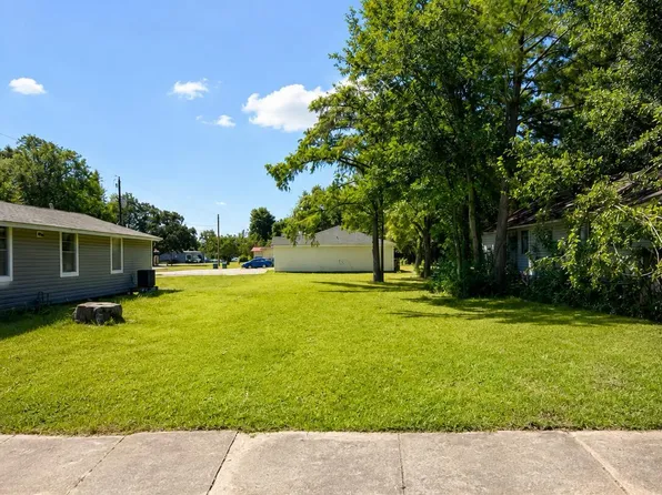 2203 30th St, Gulfport, MS 39501