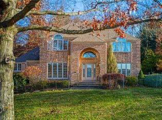 10010 Parkland Dr, Wexford, PA 15090