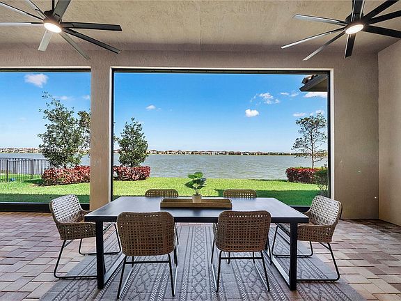 2nd image of 8950 W Parkland Bay Trl