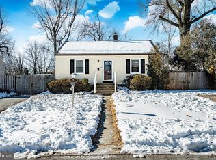 8 Garrett Rd, Wilmington, DE 19809