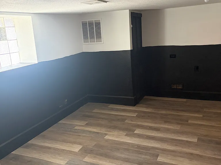 5653 Walter Ave — Photo 3