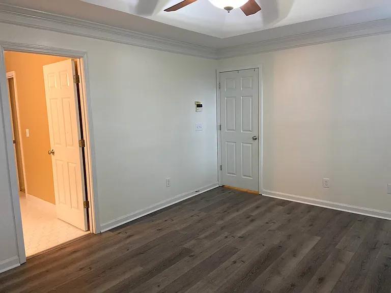 3261 Serenade Ct — Photo 29