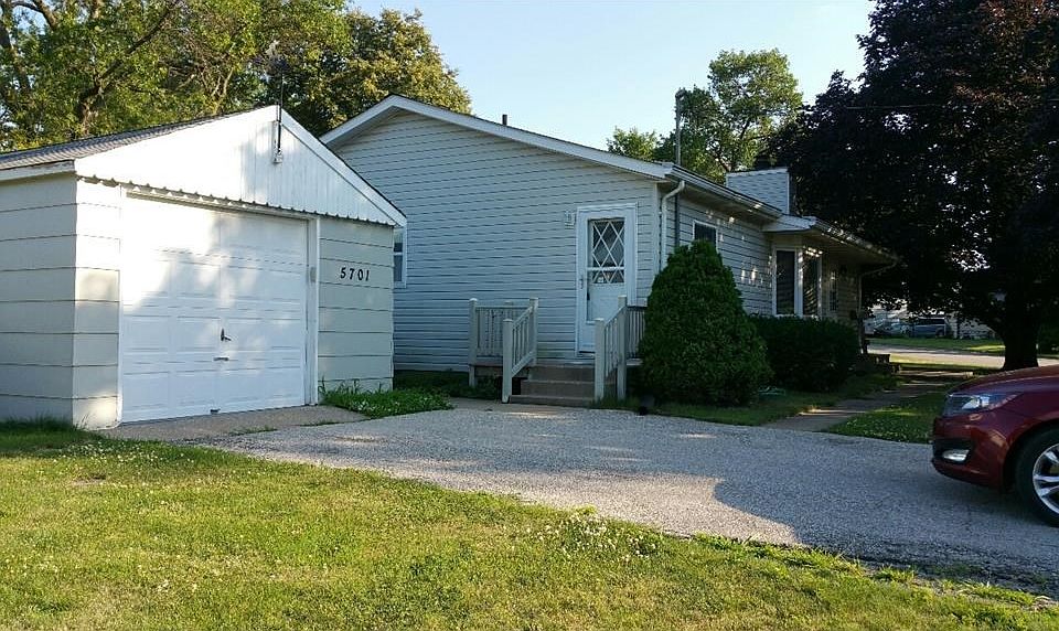 2nd image of 5701 Colorado Dr SW
