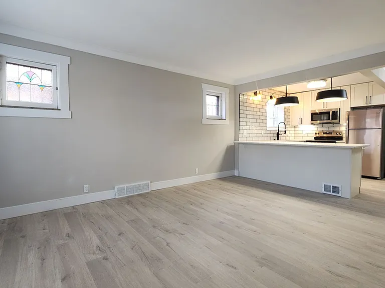 6401 Nottingham Avenue — Photo 8