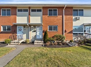 200 Centerbrook Rd #200, Hamden, CT 06518
