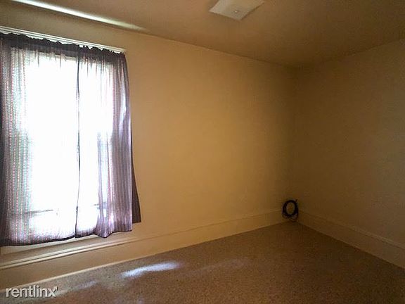 5th image of 123 E Washington St