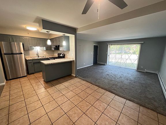 2nd image of 10838 S Harlem Ave #1N