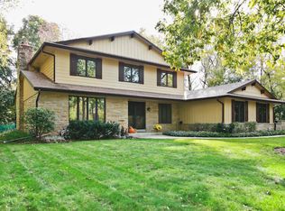 12785 W Bobwood Rd, New Berlin, WI 53151